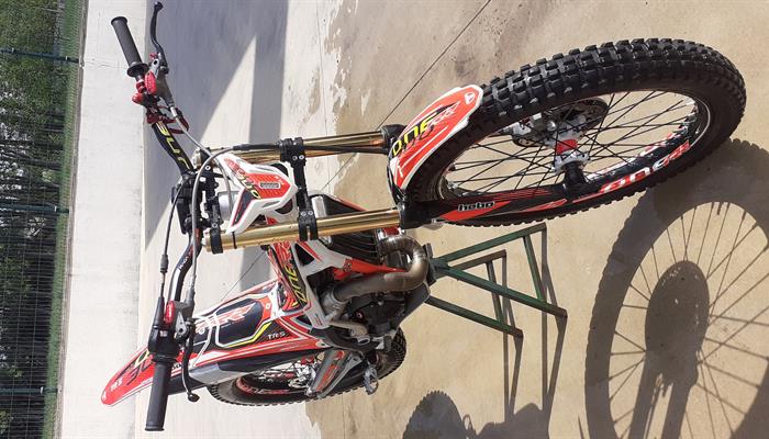 Moto de trial TRRS ONE RR 300 2022 de segunda mano